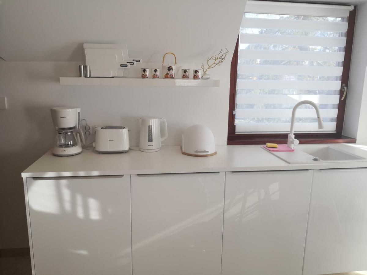 Nika, Apartment